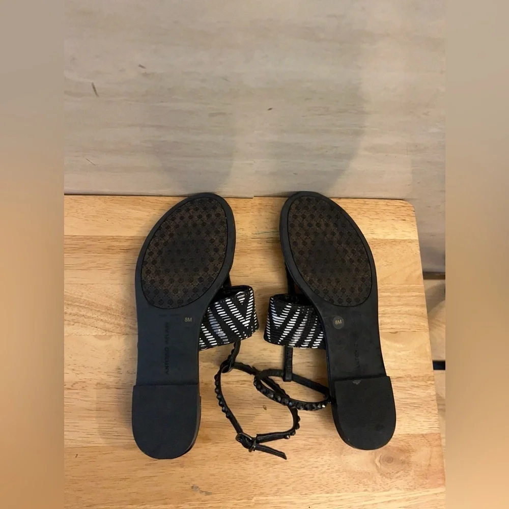 Antonio Melani Black and White Chevron Patterned Sandals